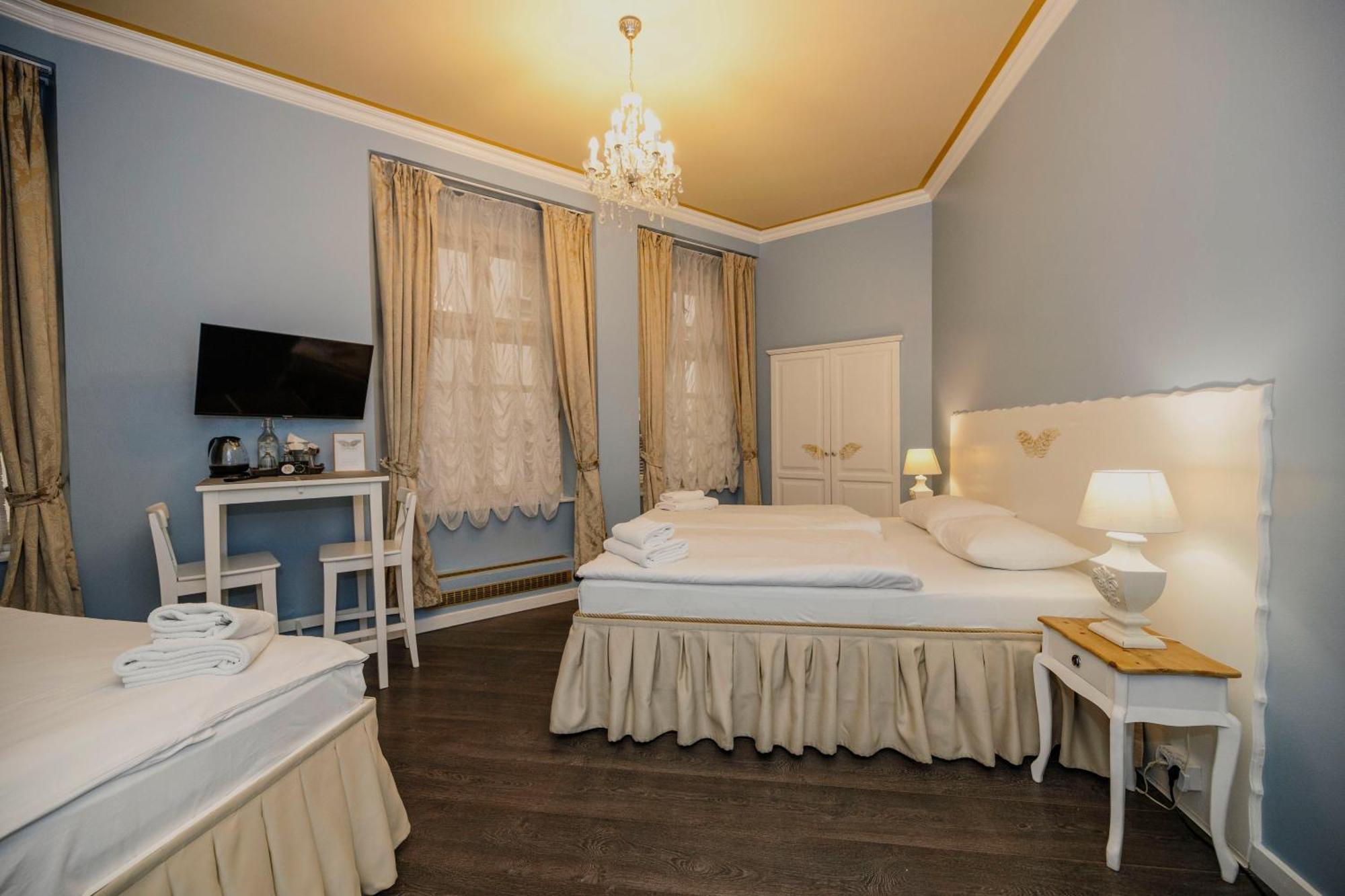 Cathedral Prague Apartments ภายนอก รูปภาพ