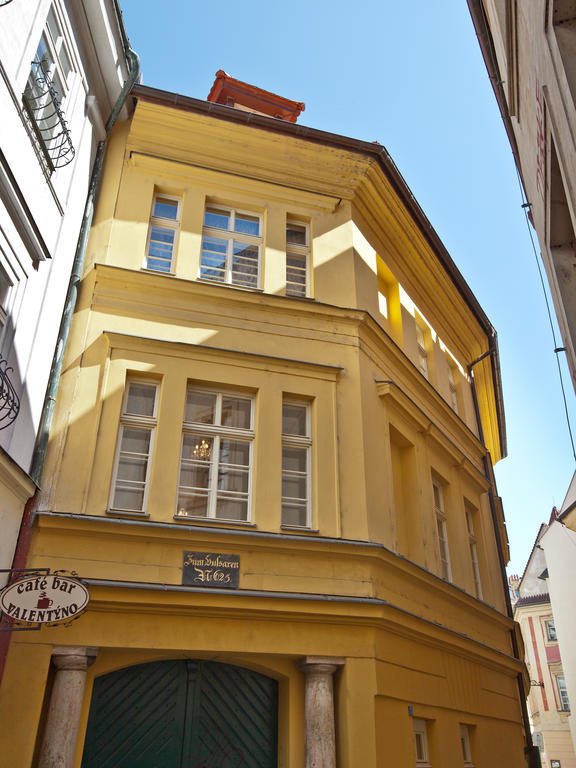 Cathedral Prague Apartments ภายนอก รูปภาพ